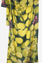Load image into Gallery viewer, Merino Wool Scarf Acacia - WACA
