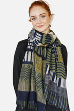 Load image into Gallery viewer, Merino Wool Scarf Patterned Stripes - WCPT