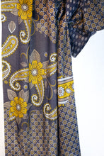 Load image into Gallery viewer, Merino Wool Scarf  - Pansy Leaves  WCPL